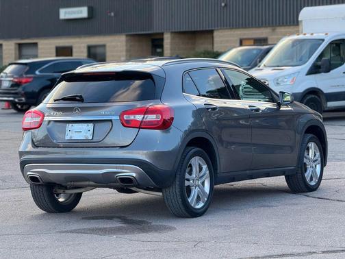 2017 Mercedes-Benz GLA 250 4MATIC