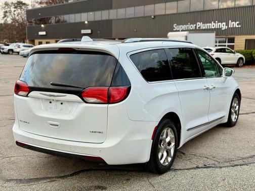 2018 Chrysler Pacifica Limited