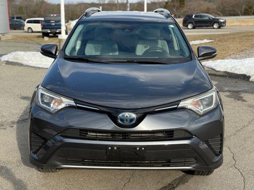 2018 Toyota RAV4 Hybrid LE