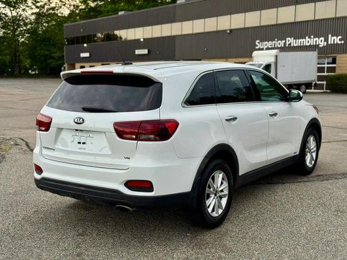 Snow White Pearl 2019 Kia Sorento LX