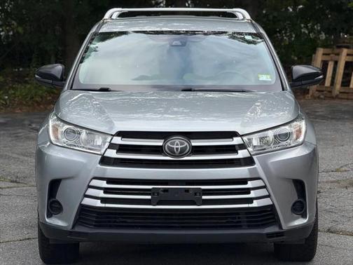 2017 Toyota Highlander LE