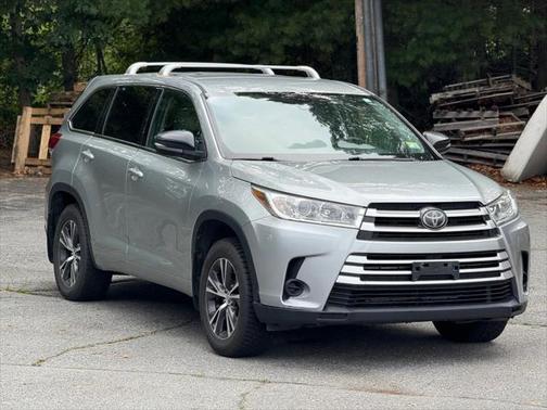 2017 Toyota Highlander LE