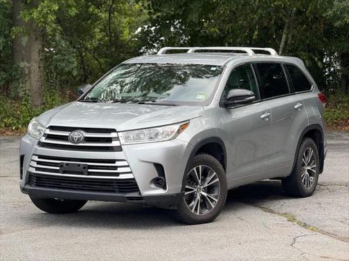 2017 Toyota Highlander LE