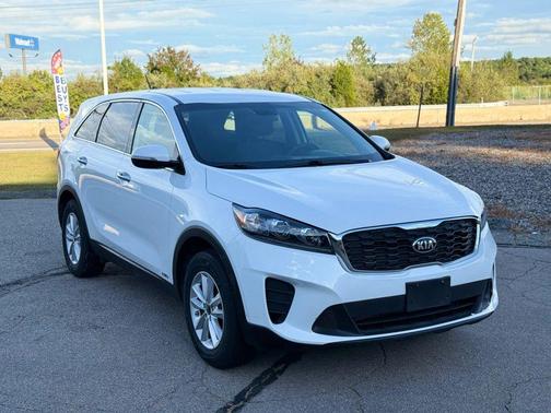2019 Kia Sorento LX