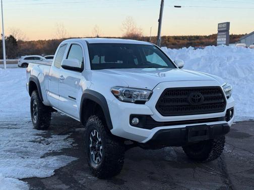 2016 Toyota Tacoma TRD Sport