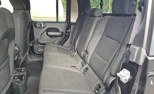 Black Clearcoat 2020 Jeep Gladiator Sport S