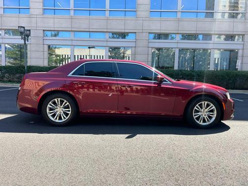 Velvet Red Pearlcoat 2016 Chrysler 300 Limited