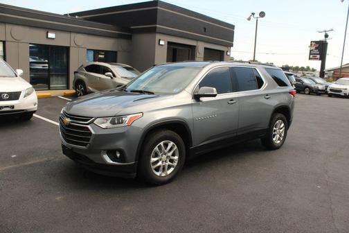 Satin Steel Metallic 2021 Chevrolet Traverse LT Cloth