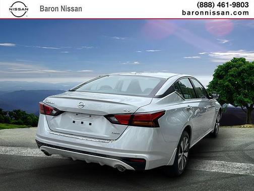 2022 Nissan Altima 2.5 SV