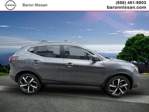 2022 Nissan Rogue Sport SL