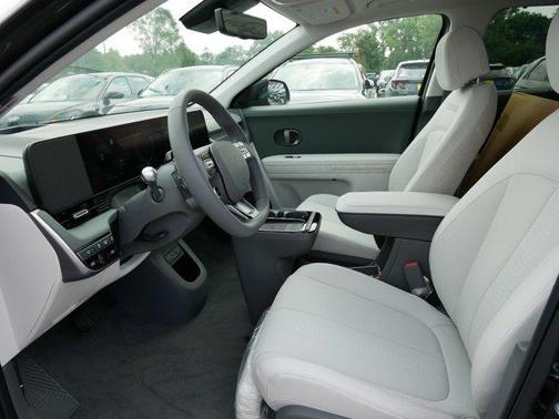 2025 Hyundai IONIQ 5 Limited