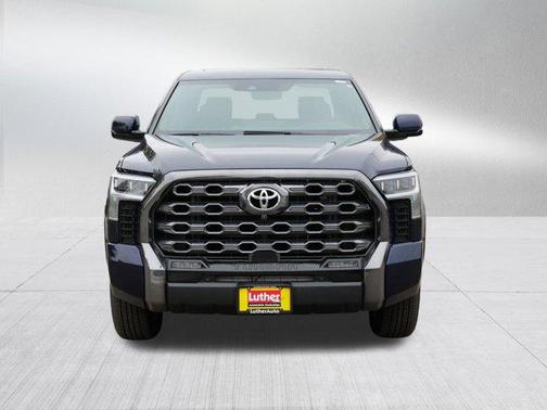 2022 Toyota Tundra Platinum