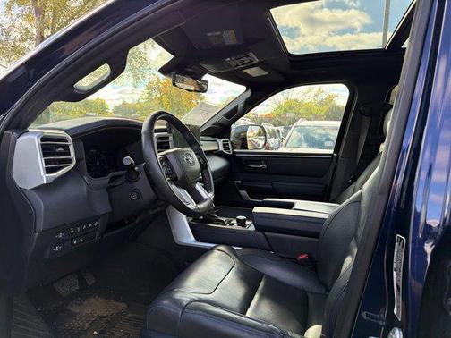2022 Toyota Tundra Platinum