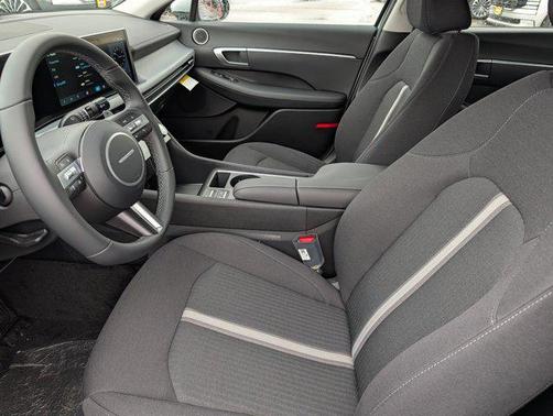 Aero Silver 2026 Hyundai SONATA SEL