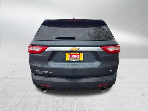 Graphite Metallic 2018 Chevrolet Traverse LT Leather