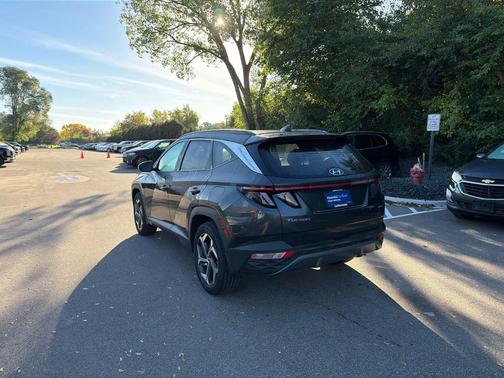 Dark Gray Metallic 2024 Hyundai TUCSON Limited