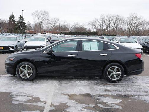 2017 Chevrolet Malibu 1LS