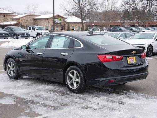 2017 Chevrolet Malibu 1LS