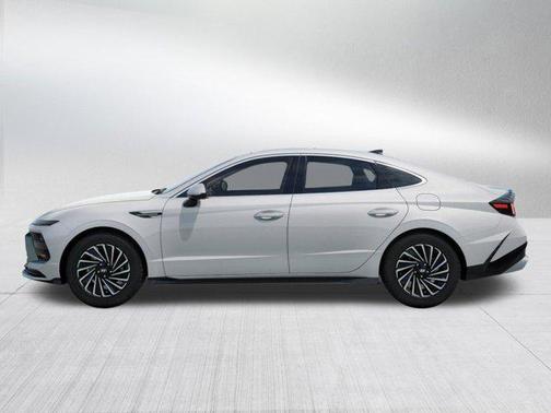 2026 Hyundai SONATA Hybrid SE