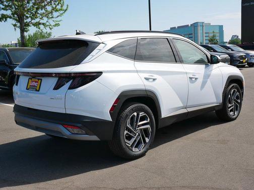 2025 Hyundai TUCSON Hybrid Limited