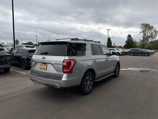 Ingot Silver Metallic 2018 Ford Expedition XLT