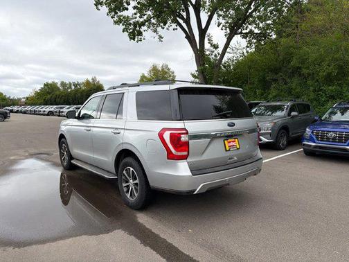 Ingot Silver Metallic 2018 Ford Expedition XLT