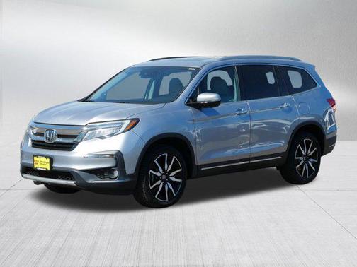 2019 Honda Pilot Touring 8-Passenger