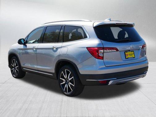 2019 Honda Pilot Touring 8-Passenger