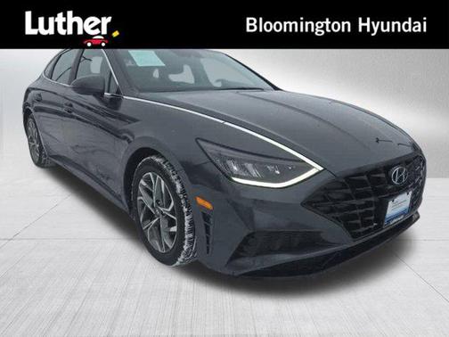 2022 Hyundai SONATA SEL