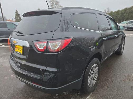2017 Chevrolet Traverse 2LT