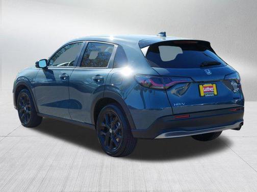 Nordic Forest Pearl 2024 Honda HR-V AWD Sport