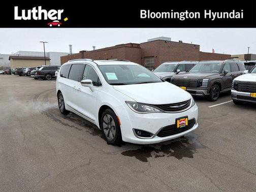 2018 Chrysler Pacifica Hybrid Limited