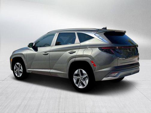 Amazon Gray 2026 Hyundai TUCSON Hybrid SEL Convenience