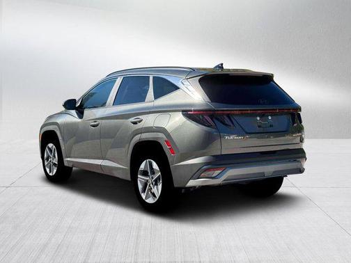 Amazon Gray 2026 Hyundai TUCSON Hybrid SEL Convenience