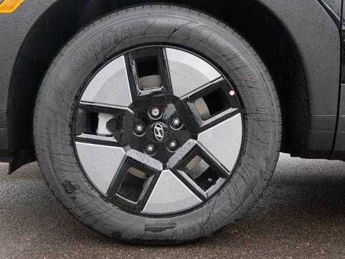 2025 Hyundai SANTA FE SEL 2.4