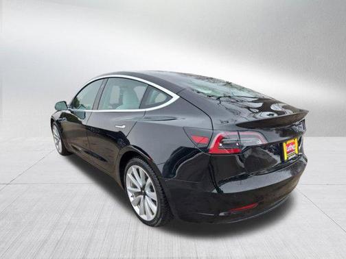 2019 Tesla Model 3 Long Range