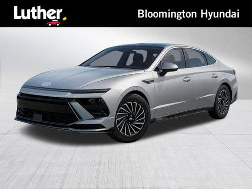 Aero Silver 2026 Hyundai SONATA Hybrid SE
