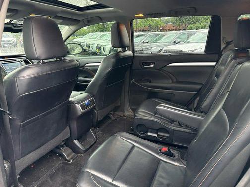 2014 Toyota Highlander XLE