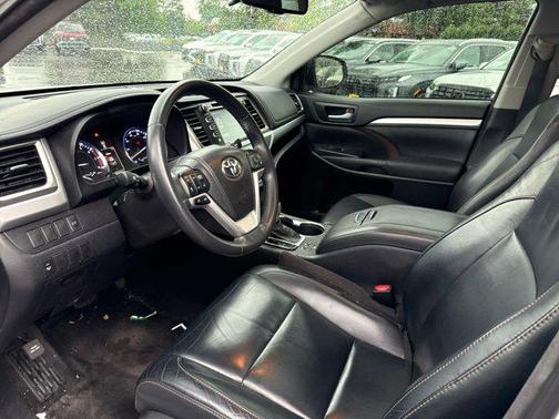 2014 Toyota Highlander XLE