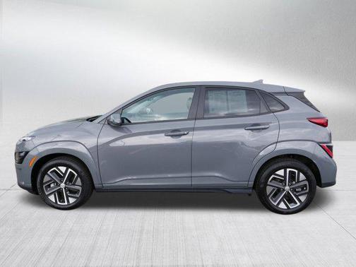 2022 Hyundai KONA EV SEL