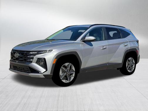 Shimmering Silver 2026 Hyundai TUCSON Hybrid SEL Convenience