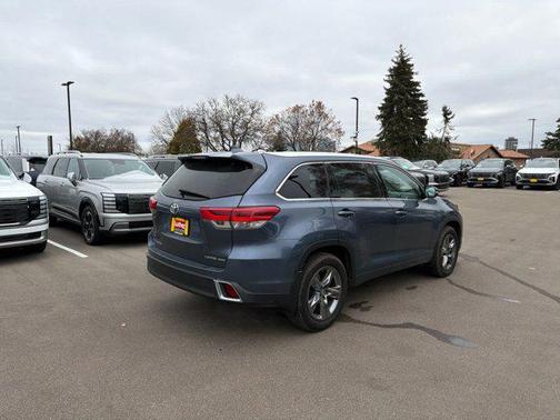 2019 Toyota Highlander Limited Platinum