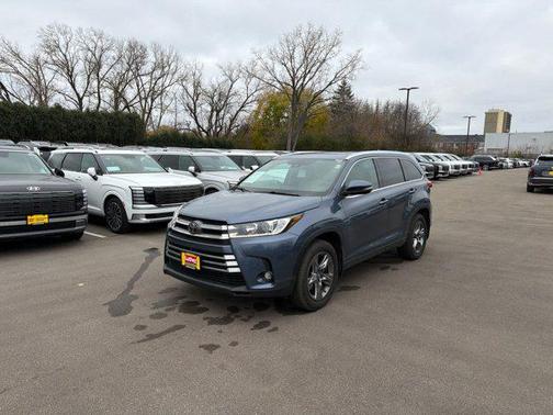 2019 Toyota Highlander Limited Platinum