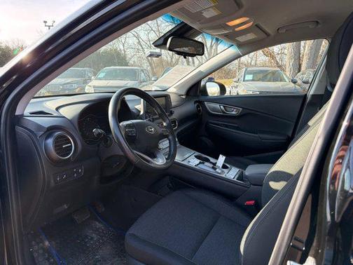 Ultra Black 2021 Hyundai KONA EV SEL