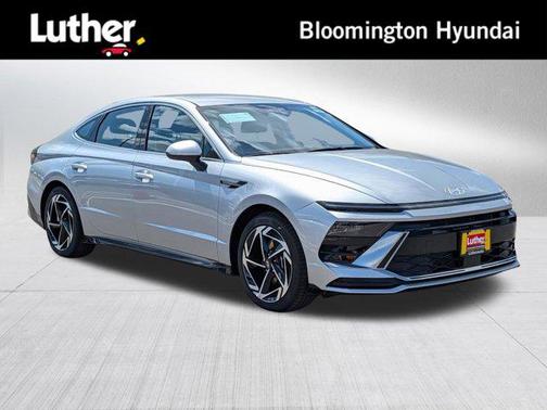 Aero Silver 2026 Hyundai SONATA SEL
