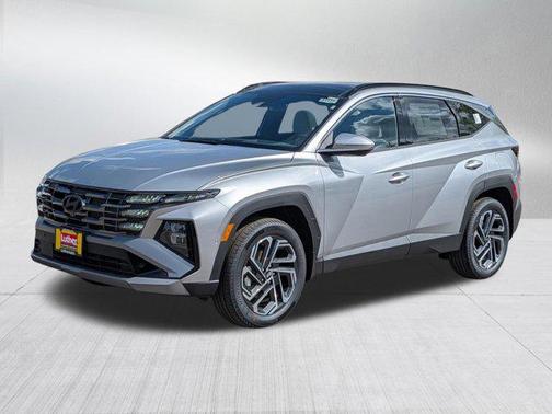 Shimmering Silver 2026 Hyundai TUCSON Limited