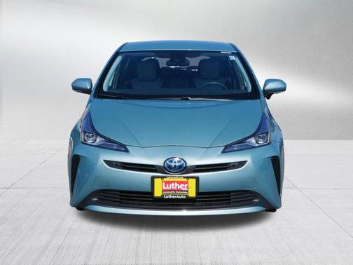 2022 Toyota Prius LE