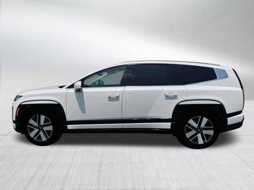 2026 Hyundai IONIQ 9 SEL