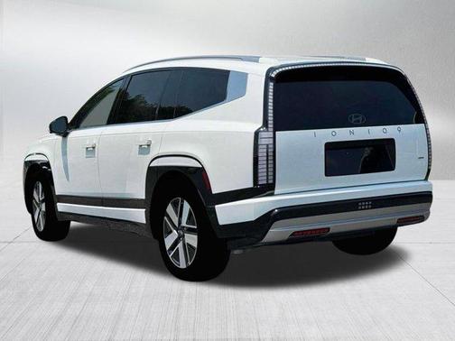 2026 Hyundai IONIQ 9 SEL