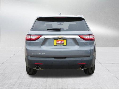 Satin Steel Metallic 2020 Chevrolet Traverse LS